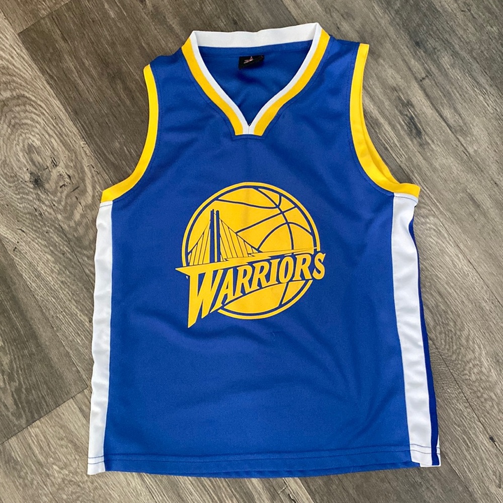 Golden State Warriors, Curry jersey tank, Boys YM. Small snag on the front
